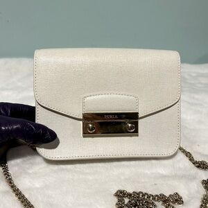 Furla Metropolis Off-White Studded bag. Authentic and pre-owned.